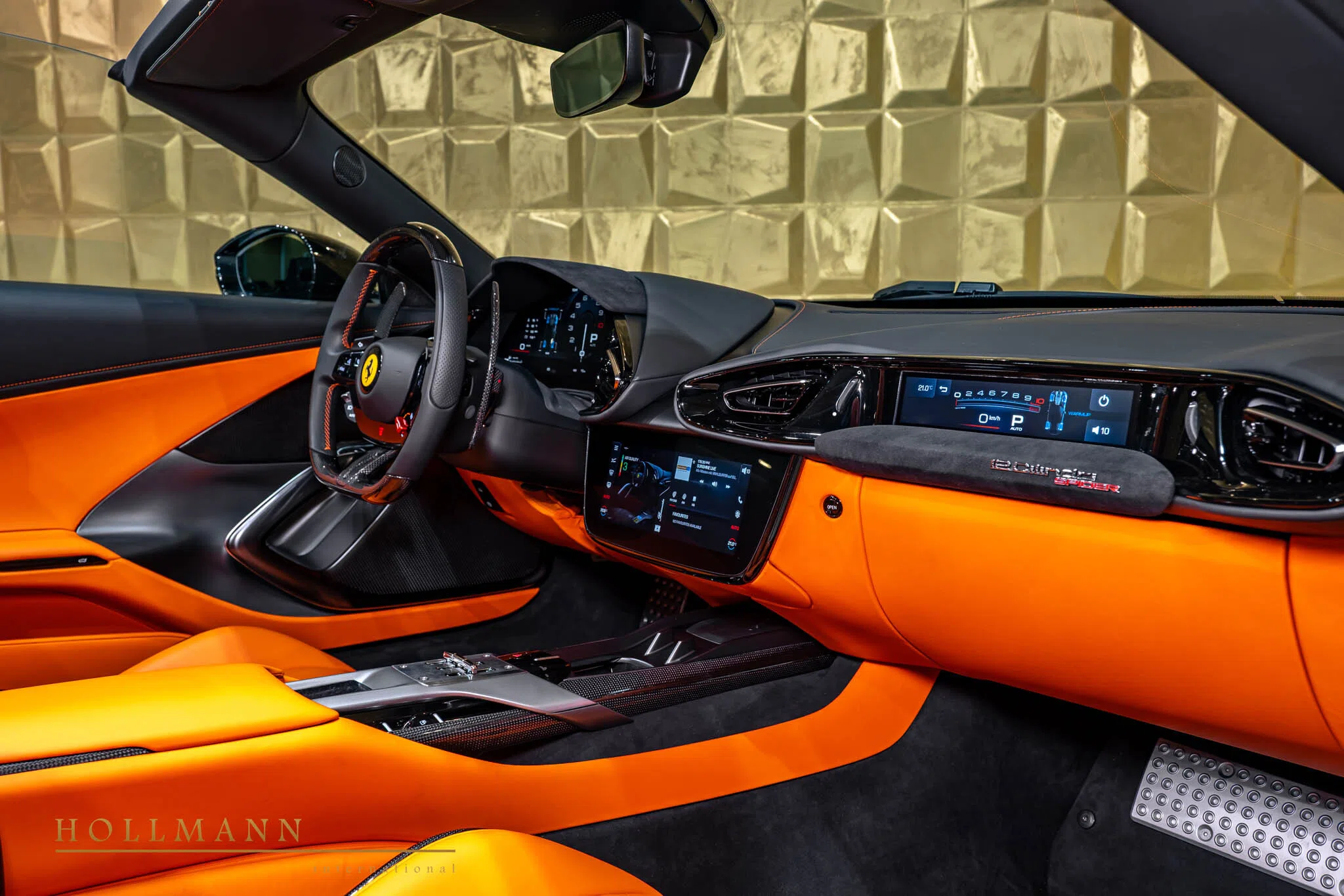 2026 Ferrari 12Cilindri Spider interior, dashboard, Leather Orange