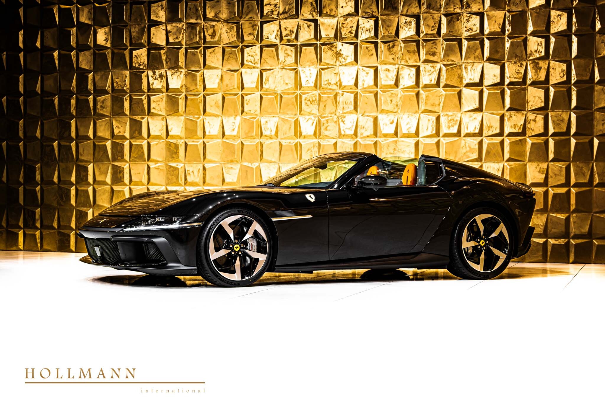 2026 Ferrari 12Cilindri Spider, 5/16