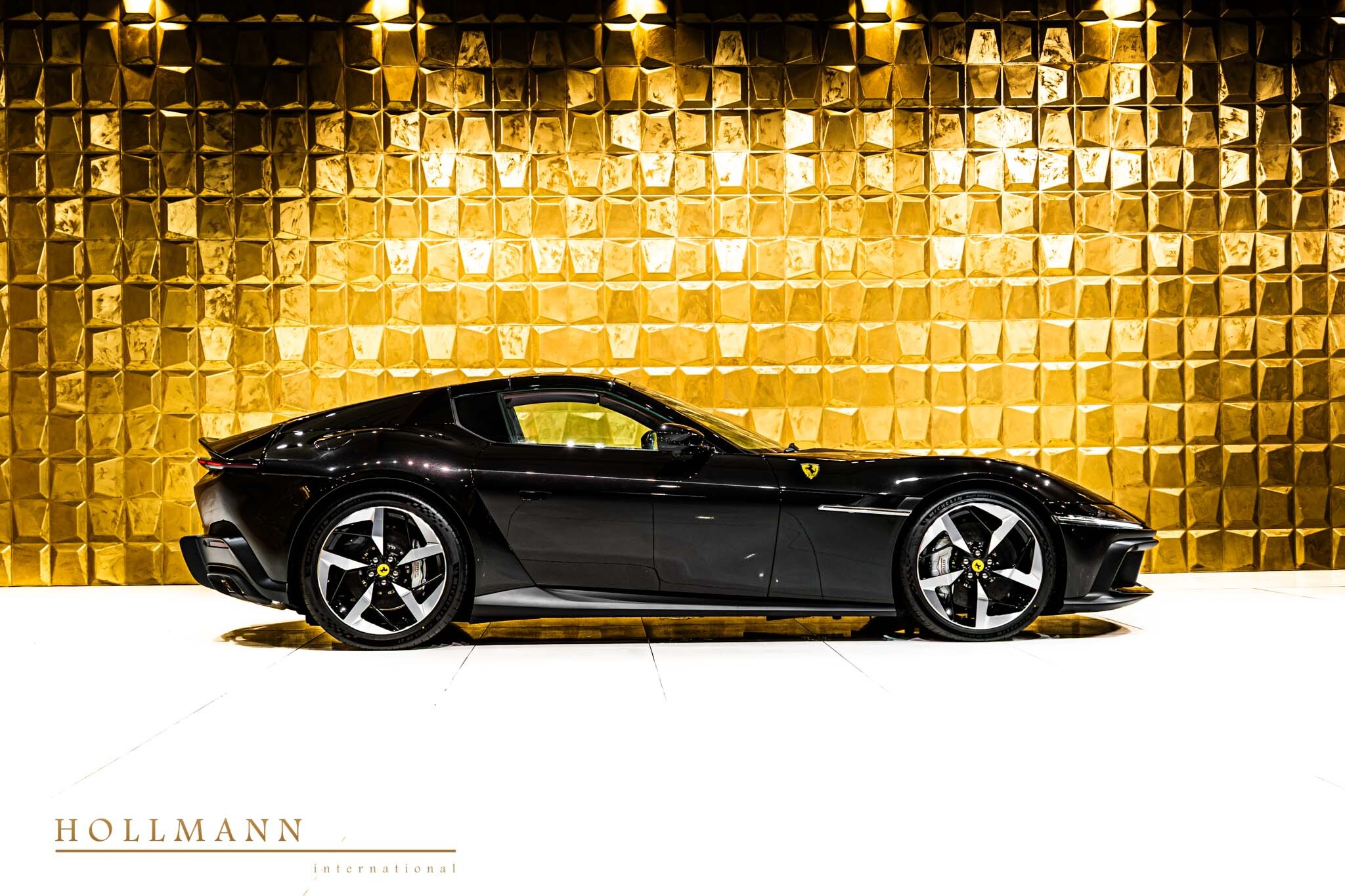 2026 Ferrari 12Cilindri Spider, 13/16