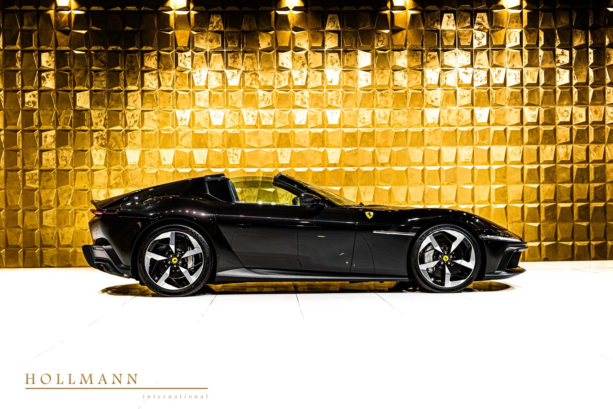 2026 Ferrari 12Cilindri Spider, 15/16