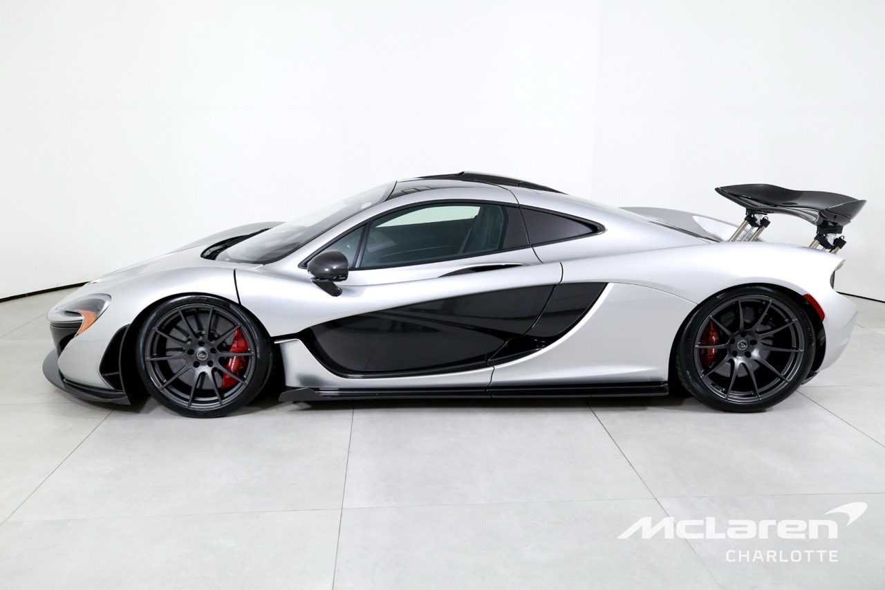 2015 McLaren P1, 2/12