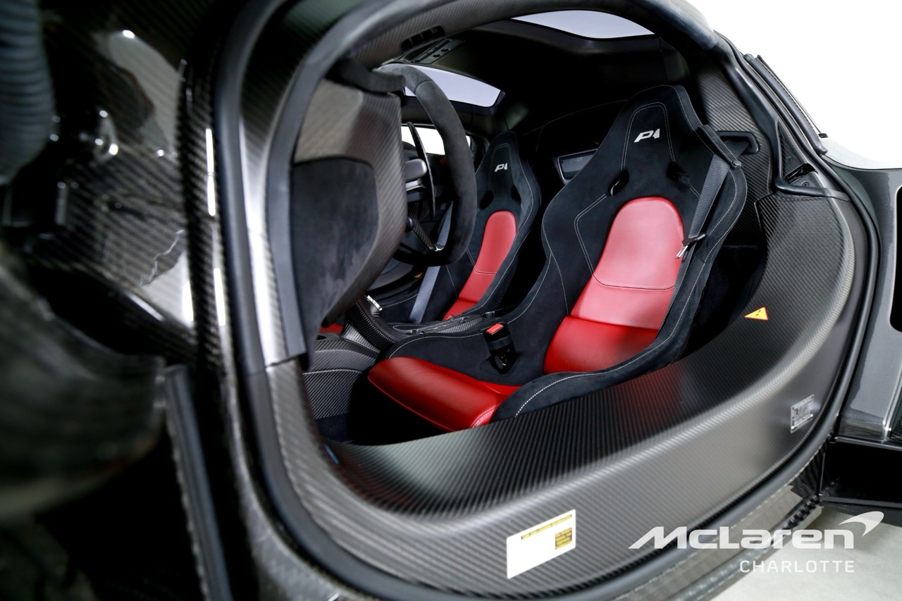 2015 McLaren P1, 8/12