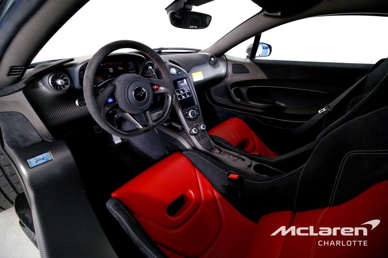 2015 McLaren P1, 9/12