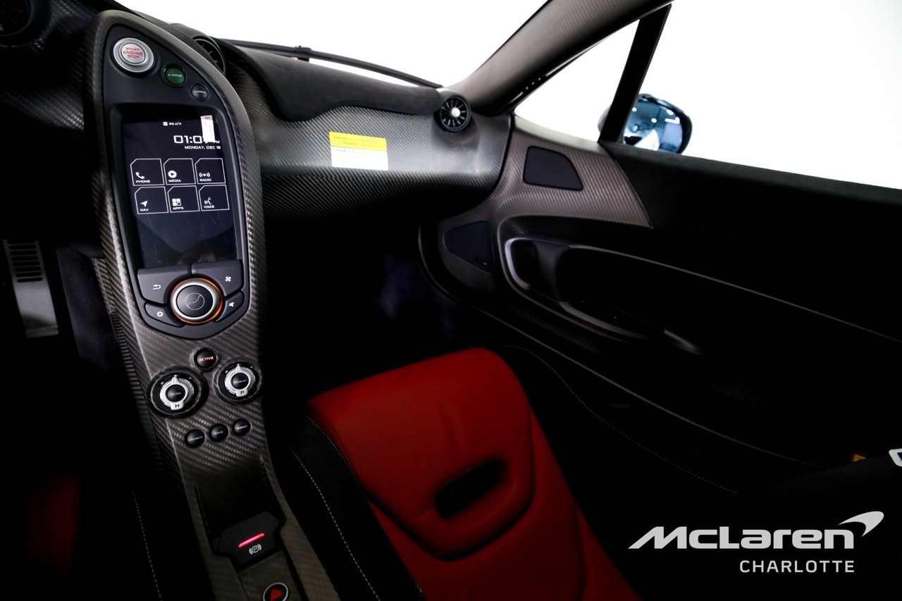 2015 McLaren P1, 11/12