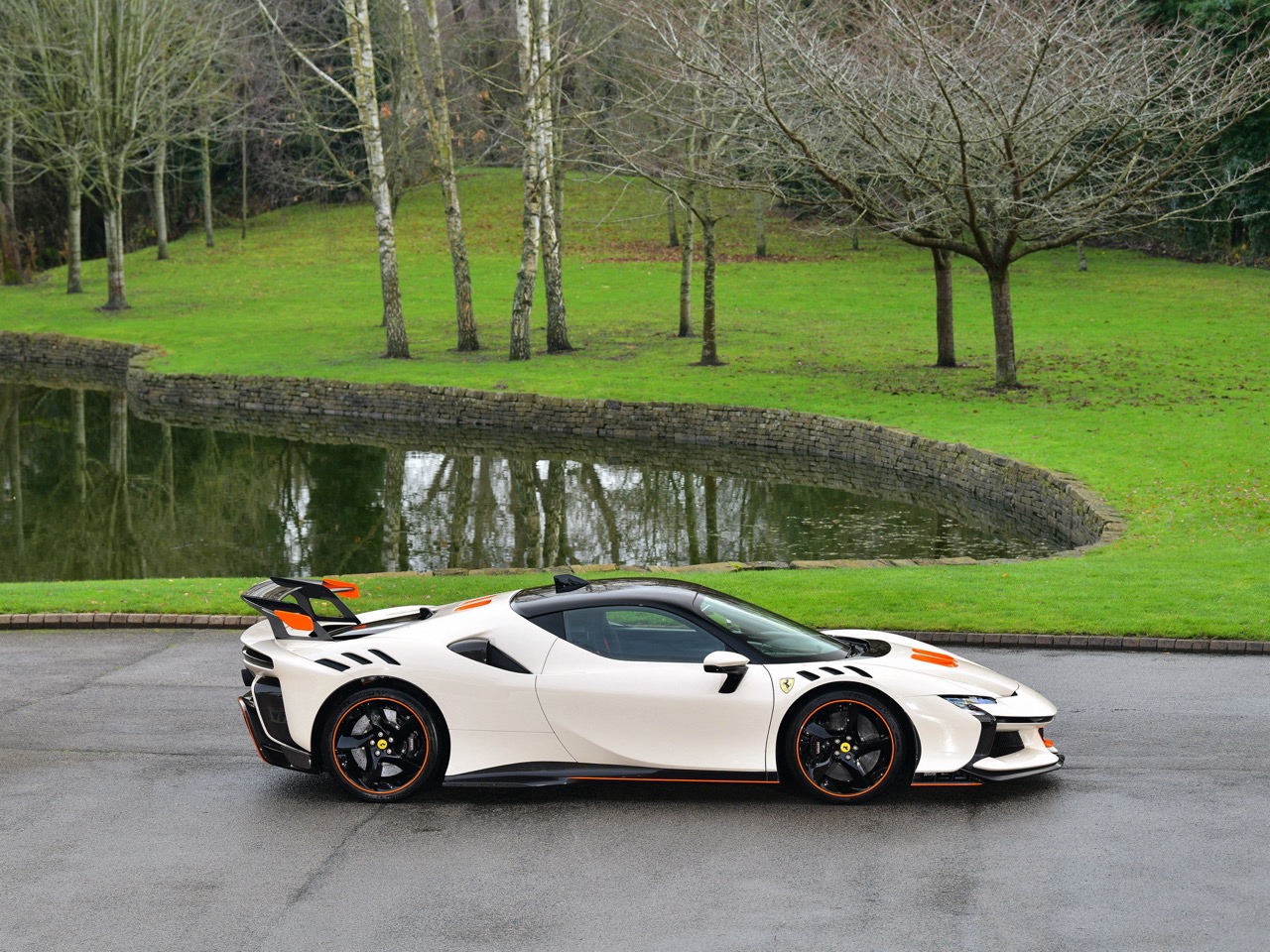 2025 Ferrari SF90 XX Stradale, 3/10