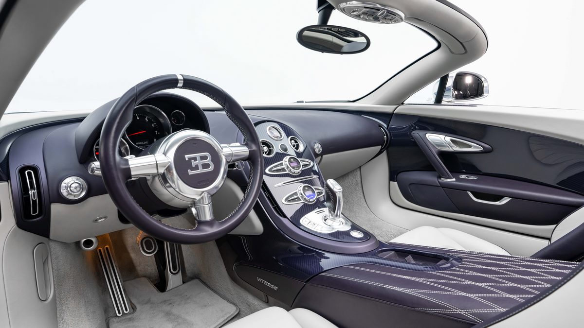 2014 Bugatti Veyron Grand Sport Vitesse, 2/16