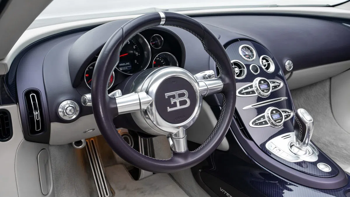 2014 Bugatti Veyron Grand Sport Vitesse interior