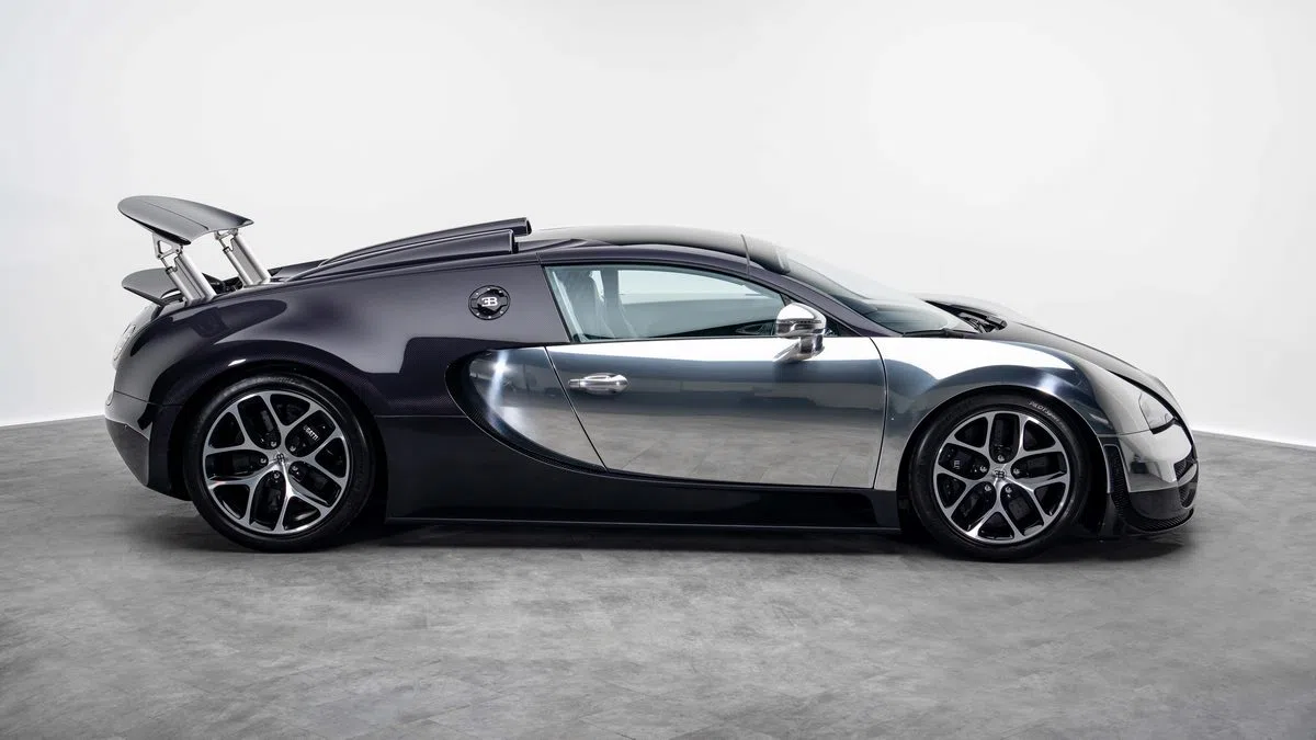 2014 Bugatti Veyron Grand Sport Vitesse for sale, exterior, Purple Carbon Fibre / Carbon Aluminium