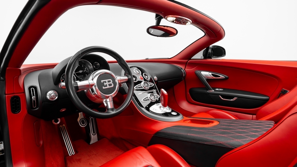 2011 Bugatti Veyron Grand Sport, 6/16