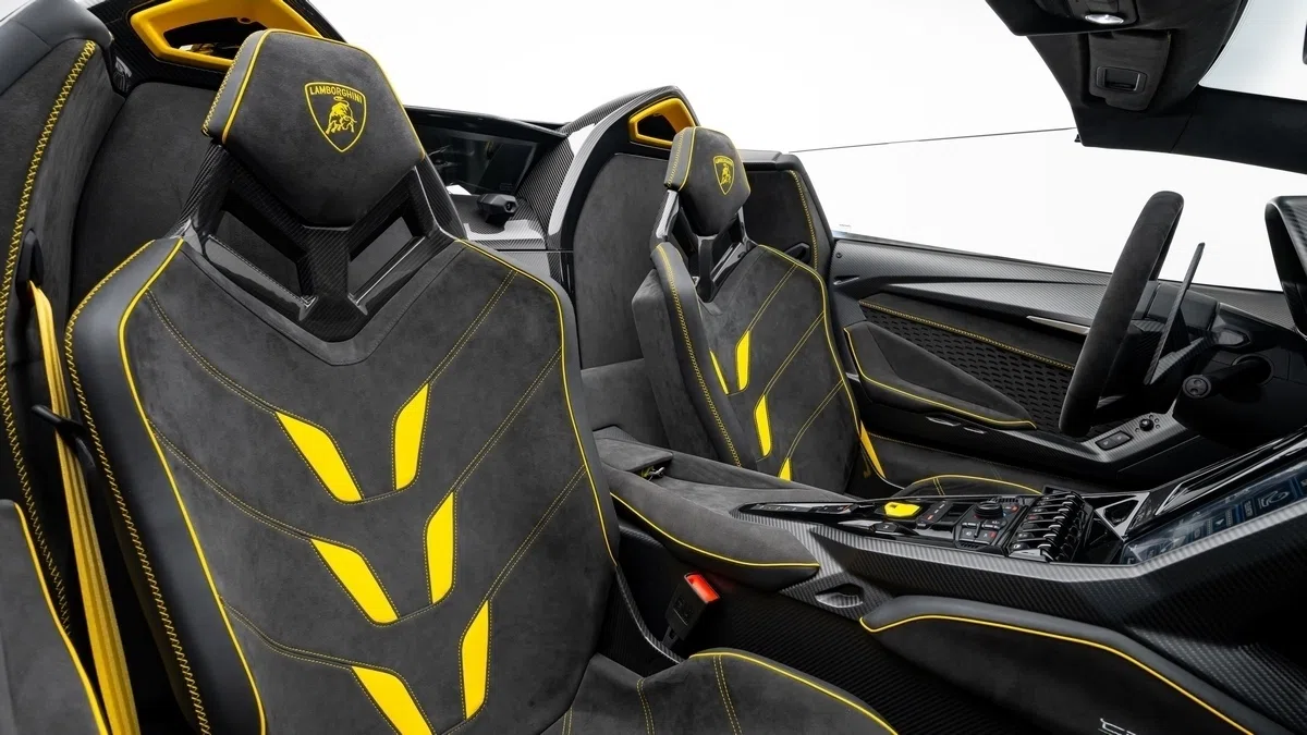 2017 Lamborghini Centenario LP770-4 Roadster interior, seats