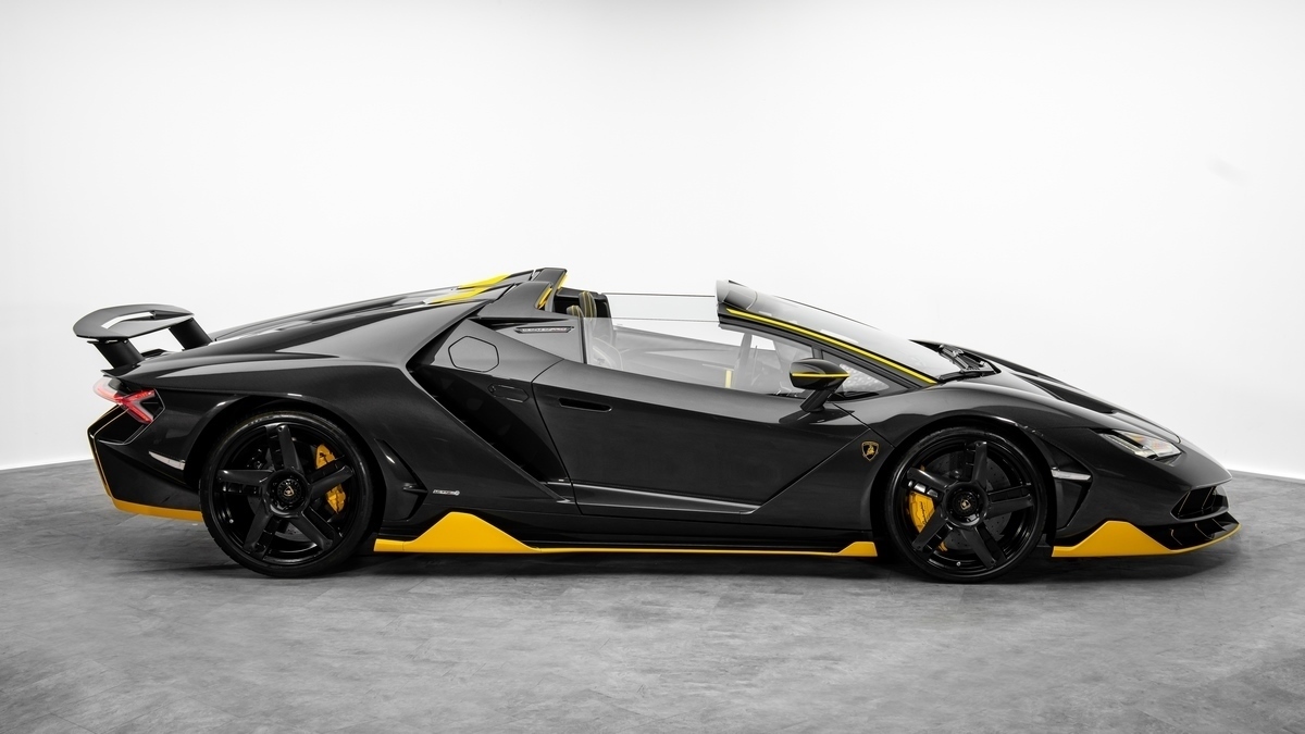 2017 Lamborghini Centenario LP770-4 Roadster, 14/15