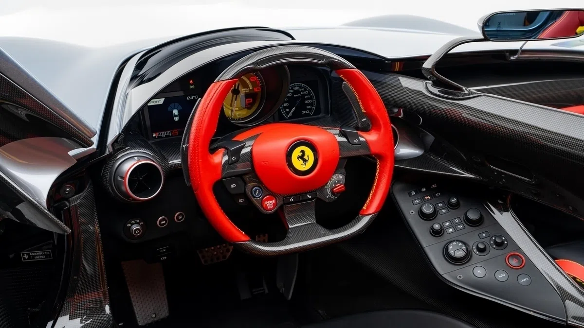 2022 Ferrari Monza SP2 interior