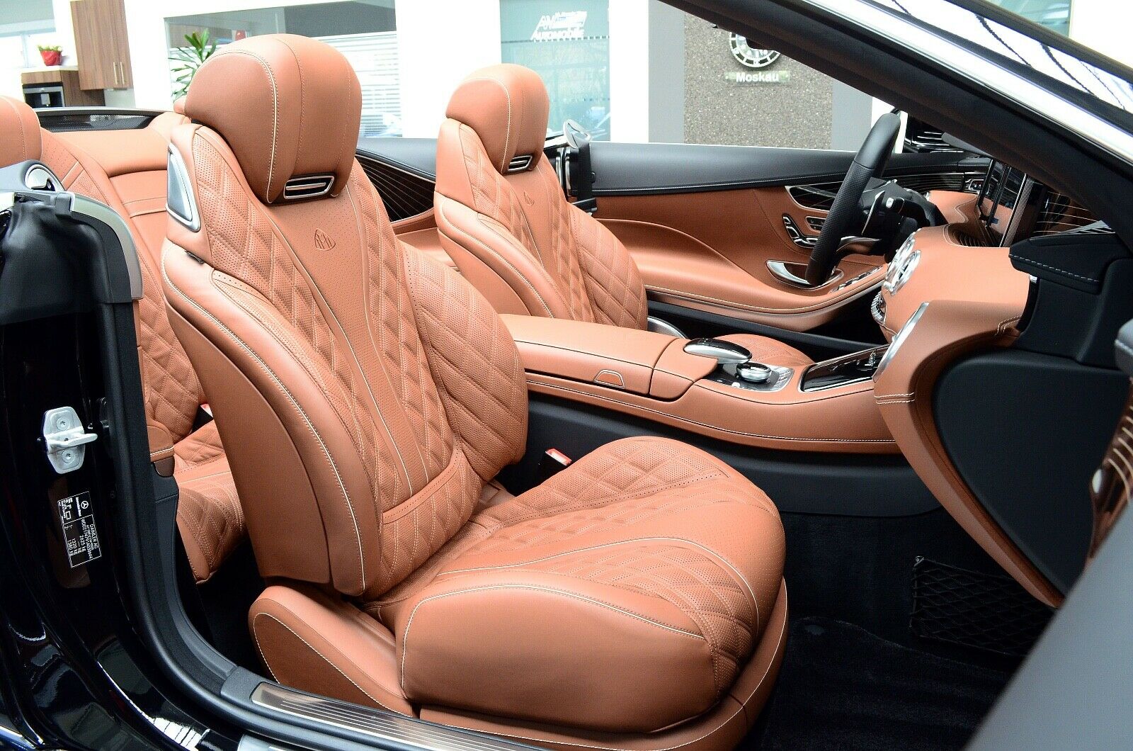 2017 Mercedes-Maybach S 650 Cabrio 1 of 300, 3/37