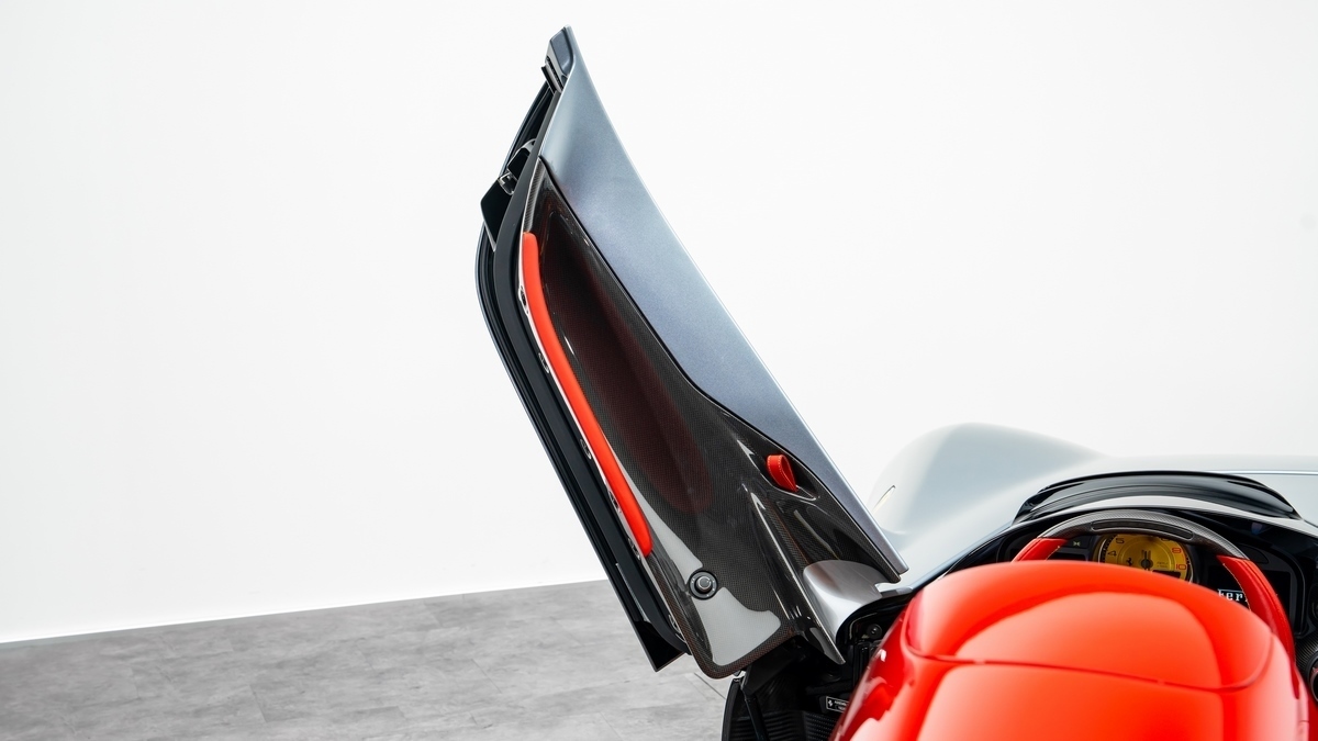 2022 Ferrari Monza SP2, 14/18