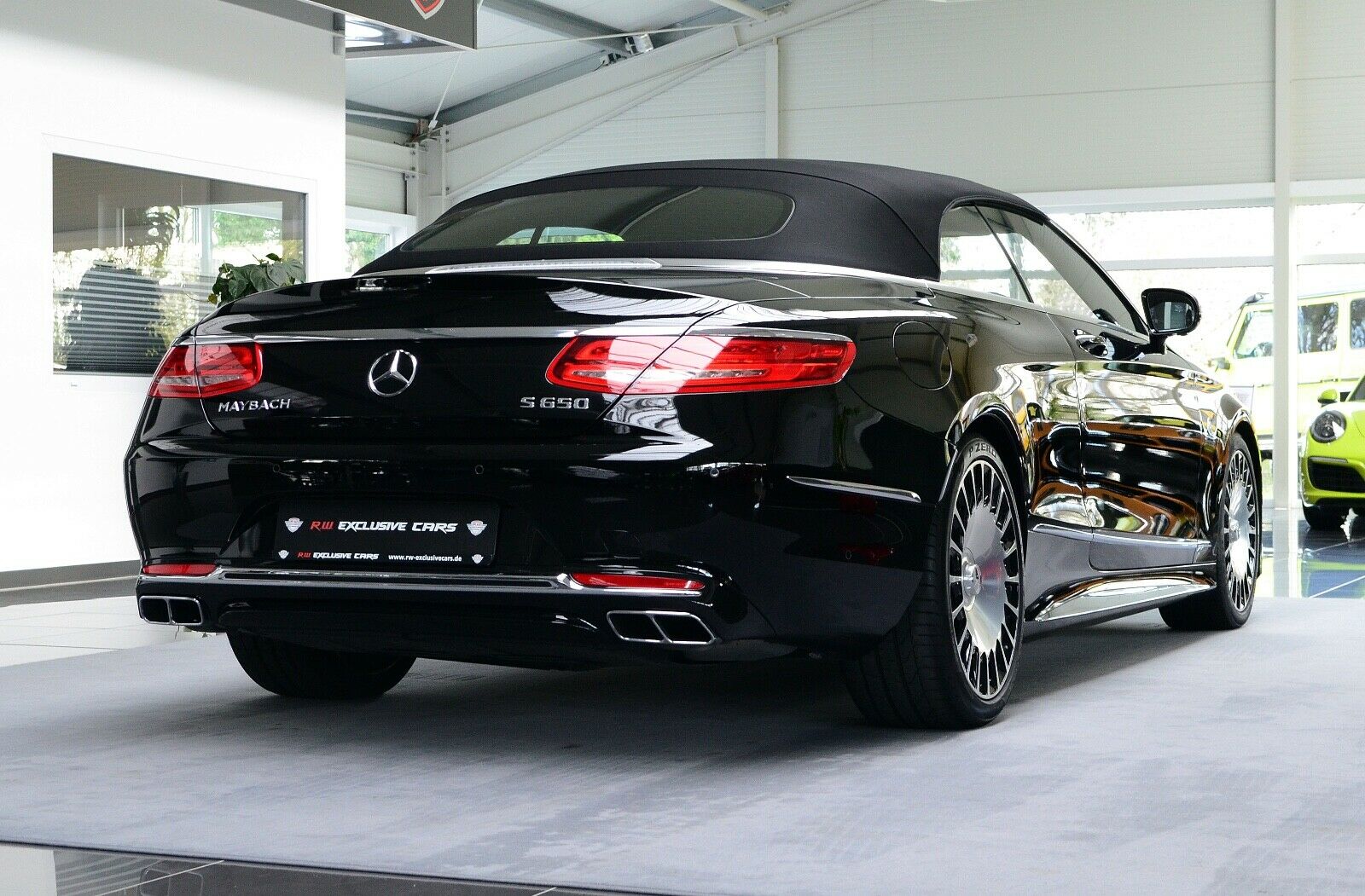 2017 Mercedes-Maybach S 650 Cabrio 1 of 300, 6/37