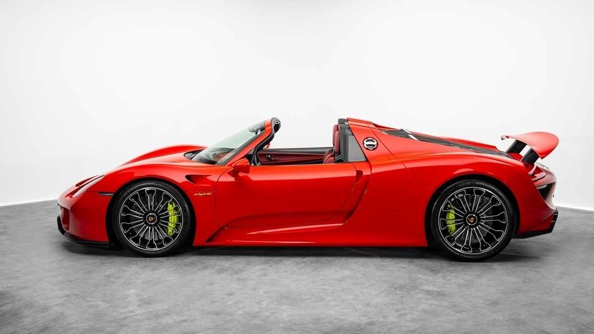 2015 Porsche 918 Spyder, 8/17