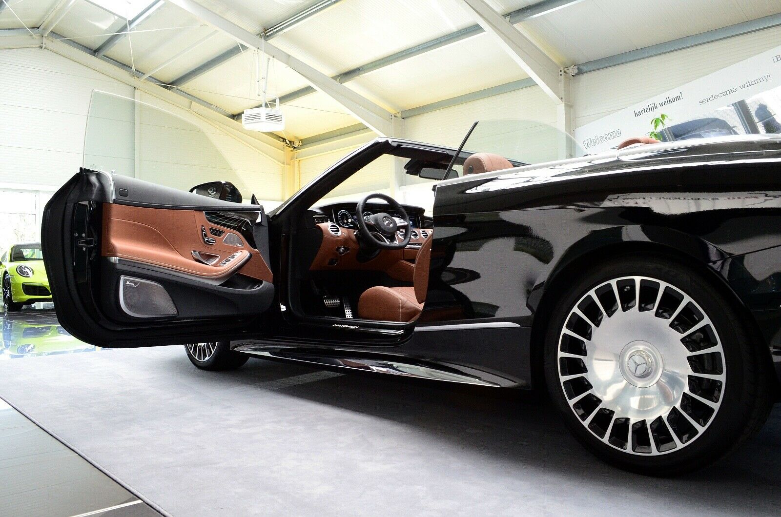2017 Mercedes-Maybach S 650 Cabrio 1 of 300, 7/37