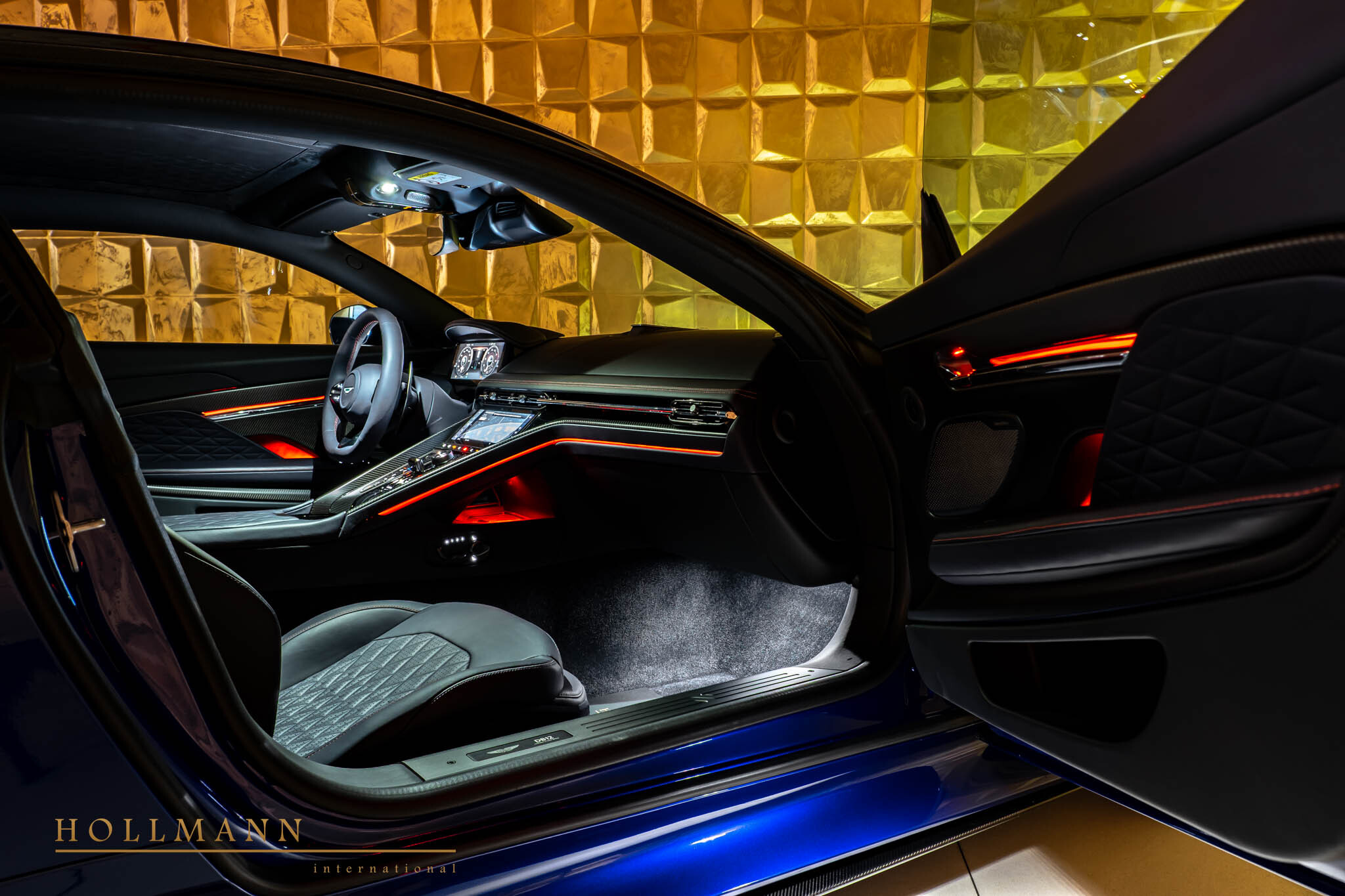 2024 Aston Martin DB12 Coupé, 4/10