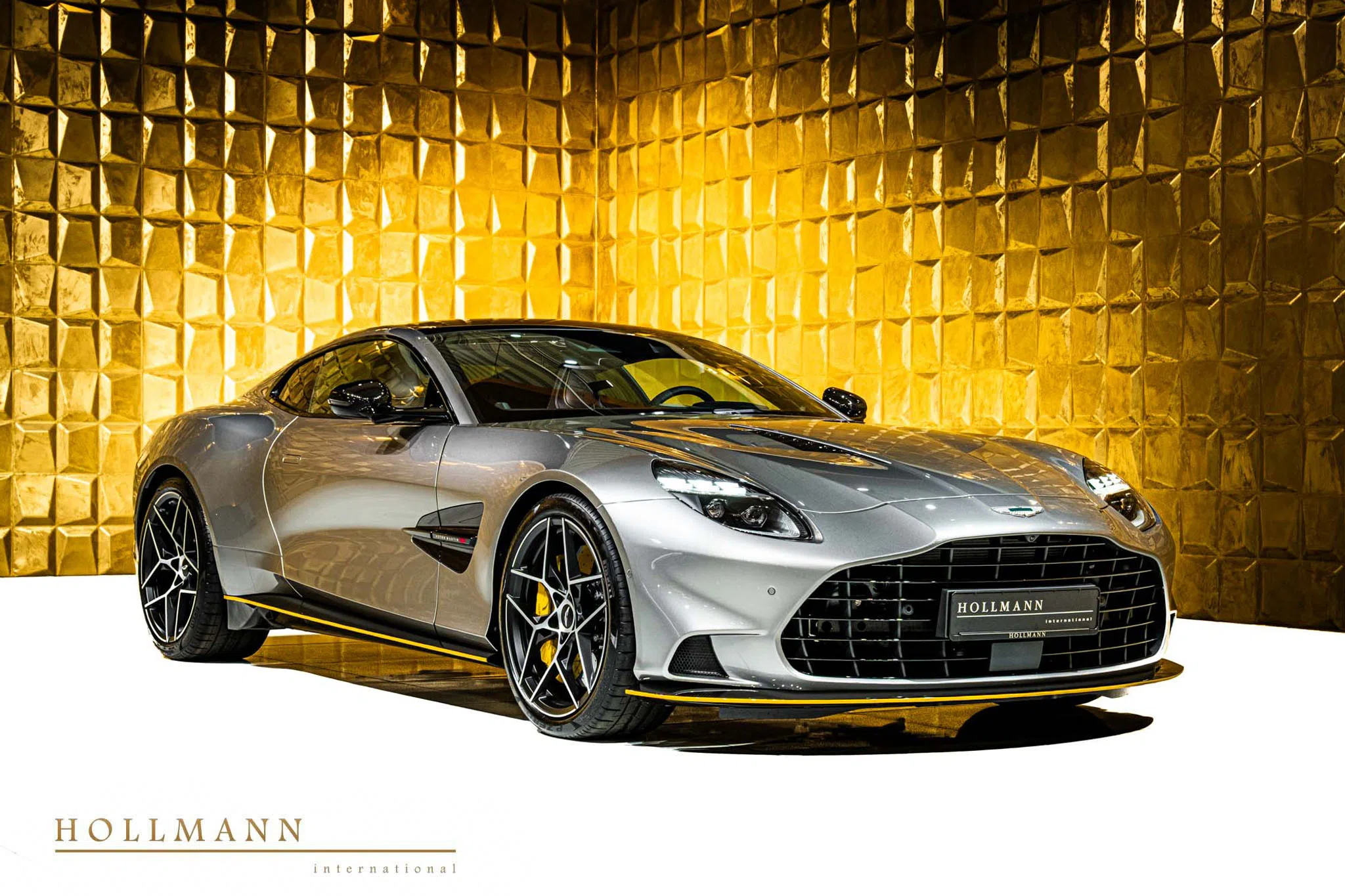 2025 Aston Martin Vanquish Coupé