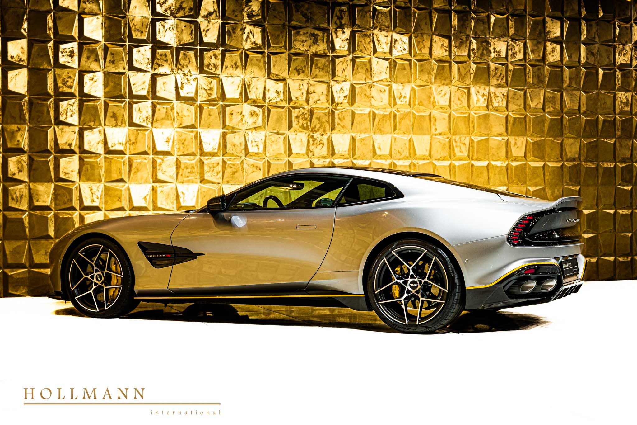 2025 Aston Martin Vanquish Coupé, 4/14
