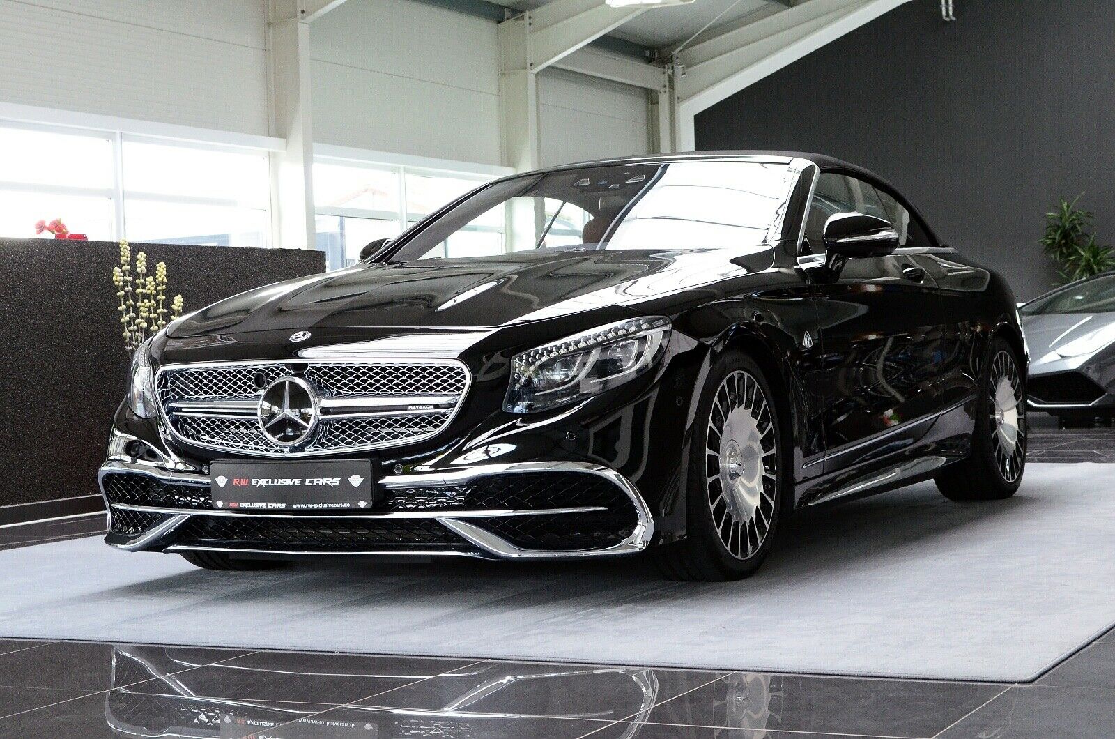2017 Mercedes-Maybach S 650 Cabrio 1 of 300, 9/37