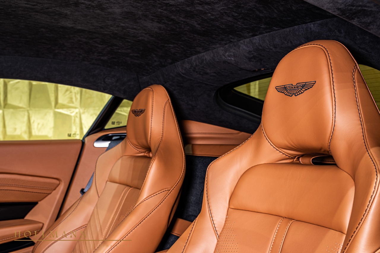 2023 Aston Martin V12 Vantage, 8/13