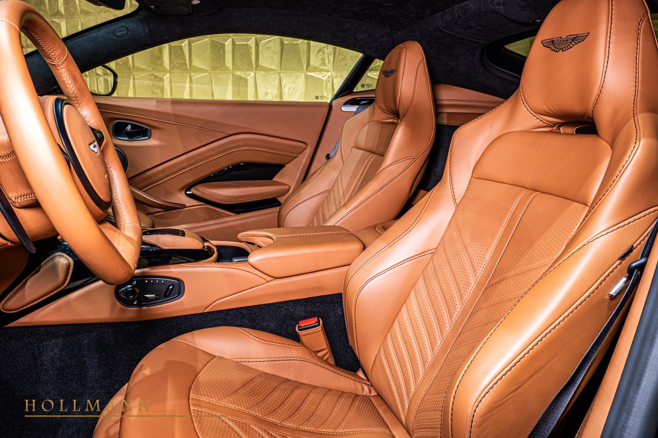 2023 Aston Martin V12 Vantage, 9/13