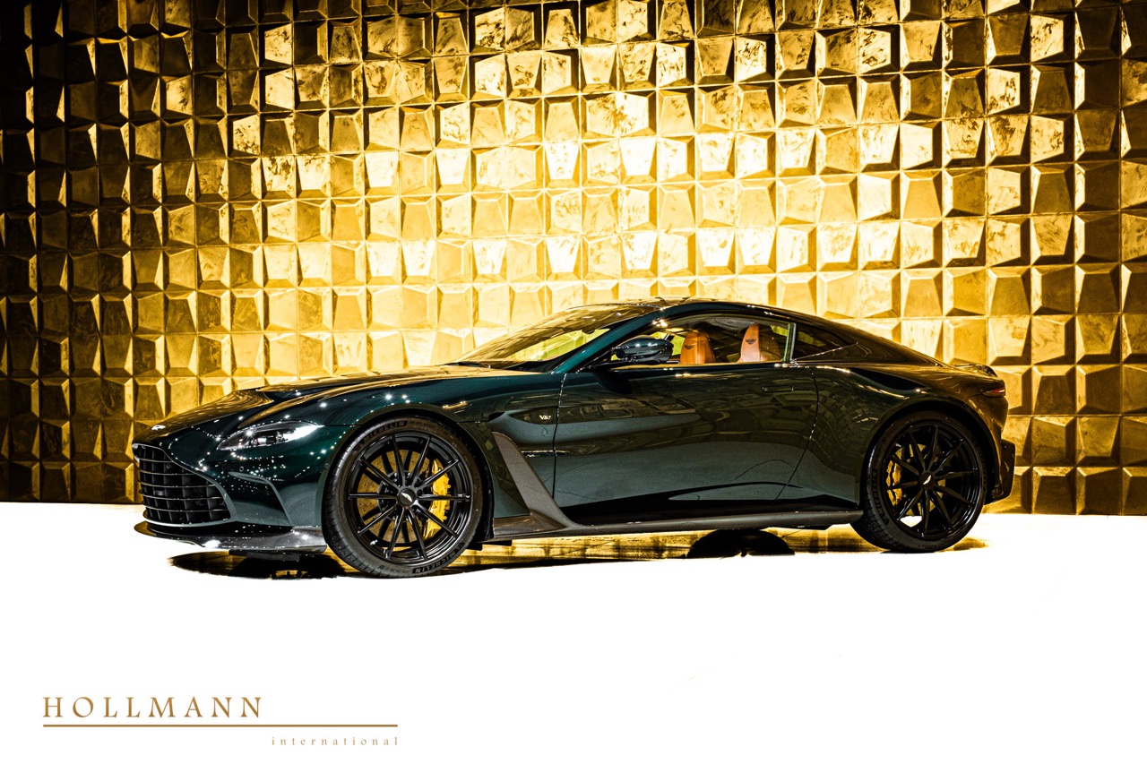 2023 Aston Martin V12 Vantage, 11/13