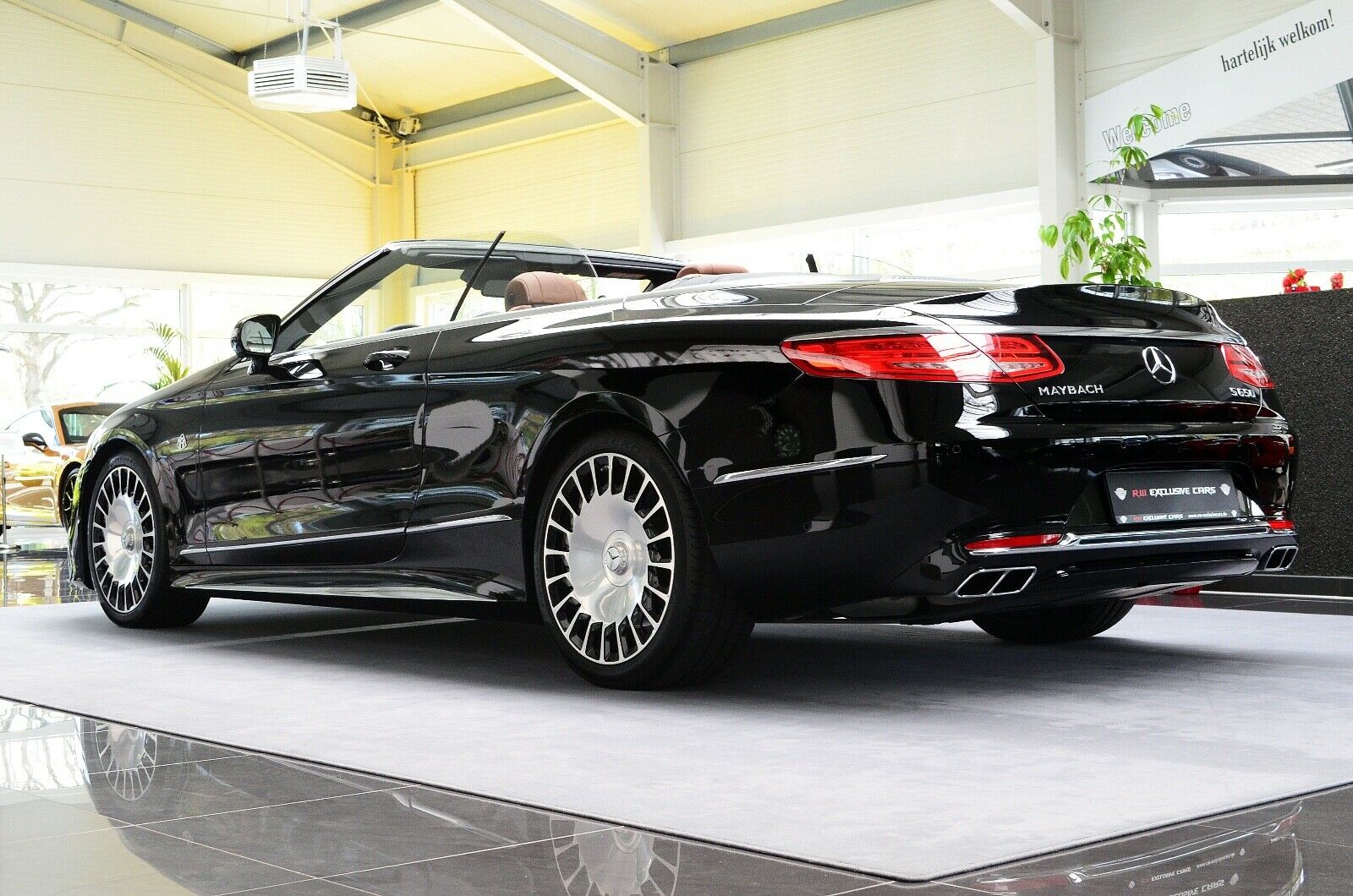 2017 Mercedes-Maybach S 650 Cabrio 1 of 300, 11/37