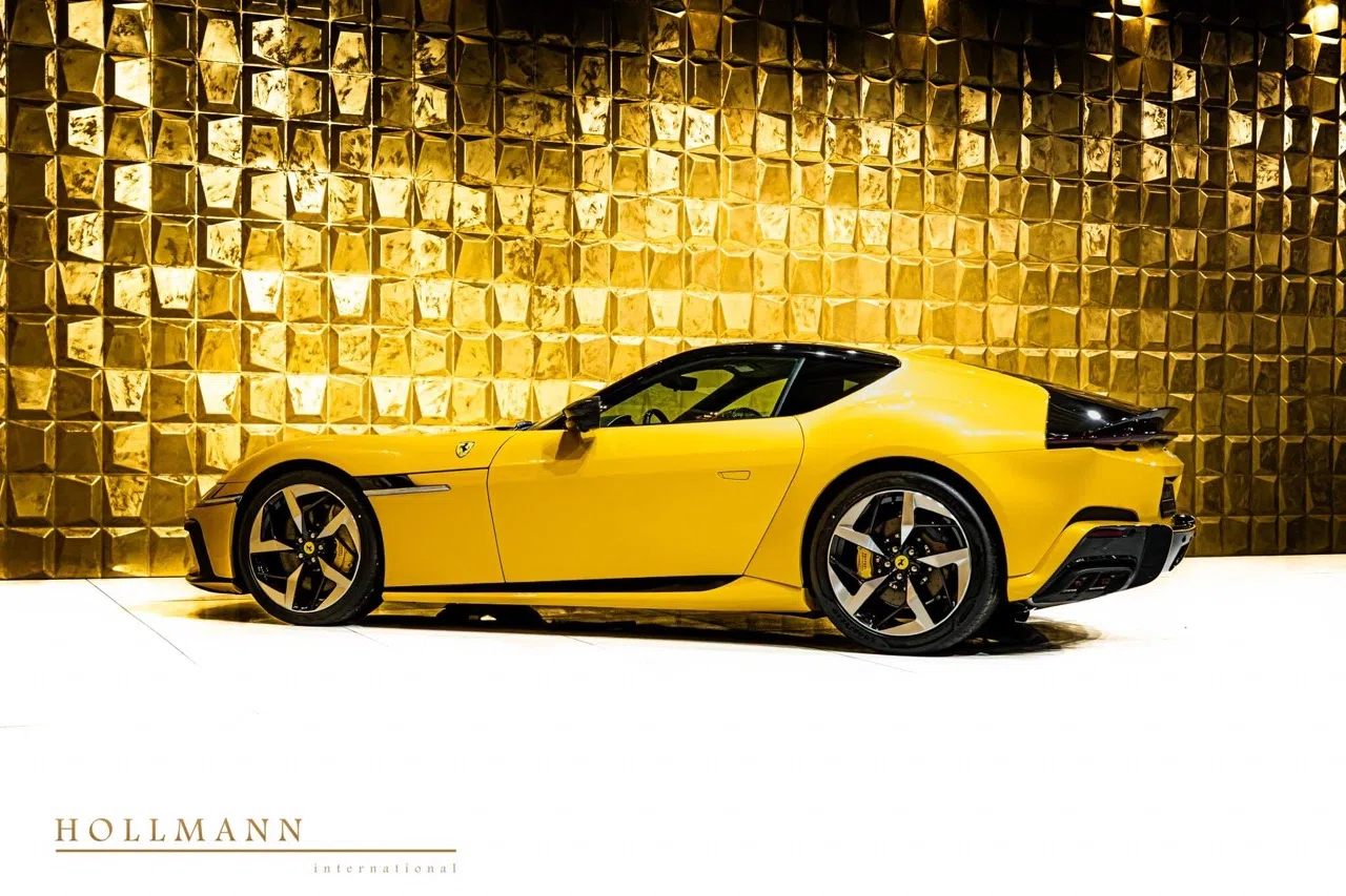 2026 Ferrari 12Cilindri for sale, exterior, Gitalo Triplo Strato