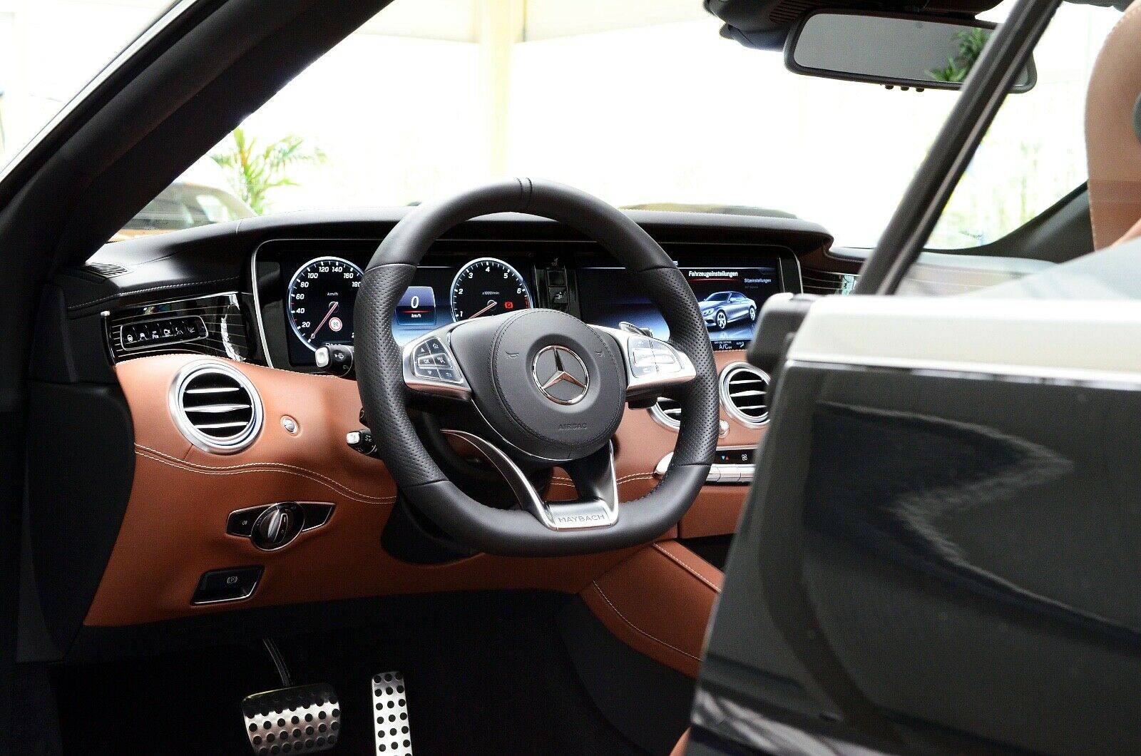 2017 Mercedes-Maybach S 650 Cabrio 1 of 300, 15/37