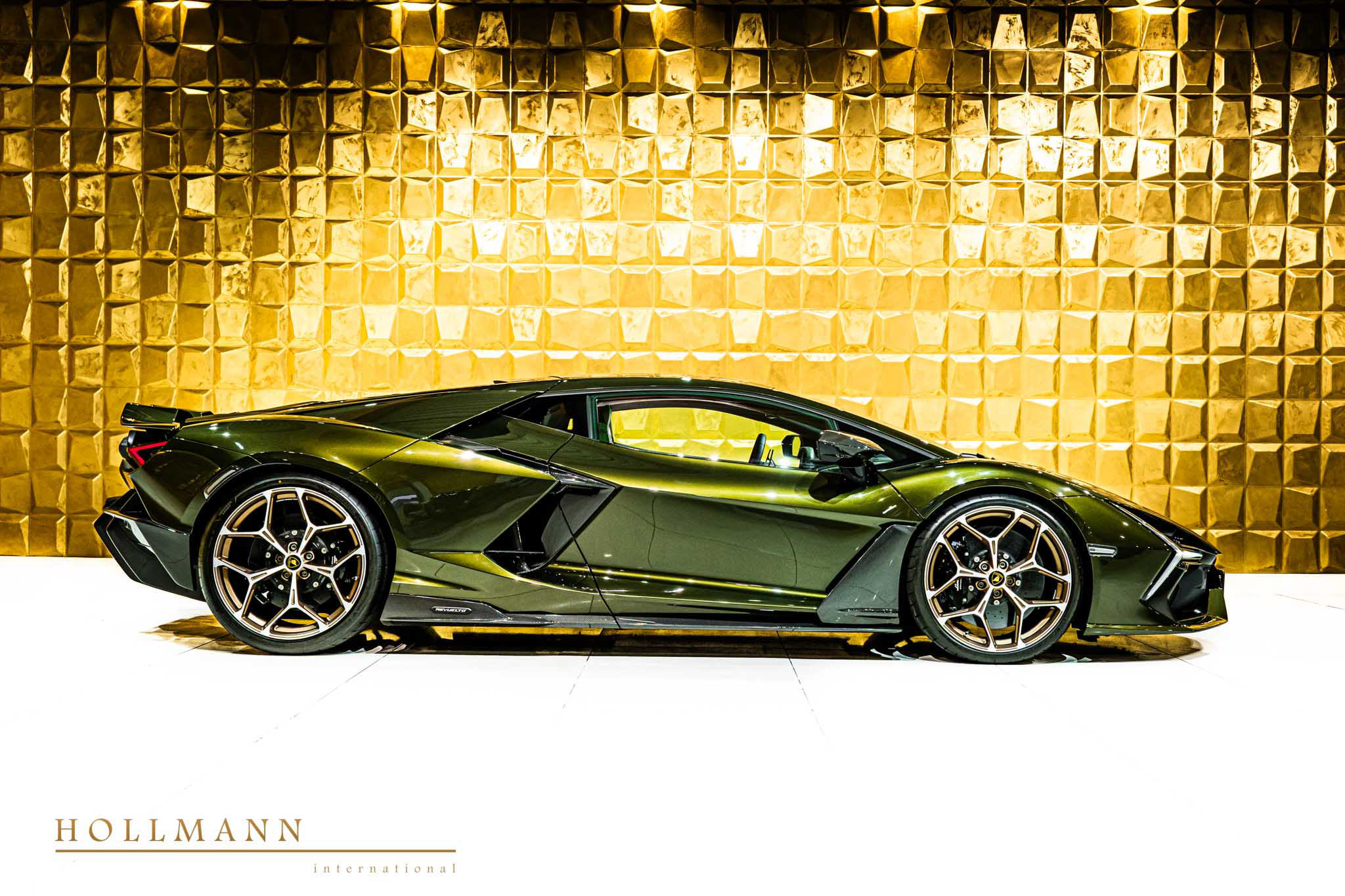 2026 Lamborghini Revuelto, 2/8