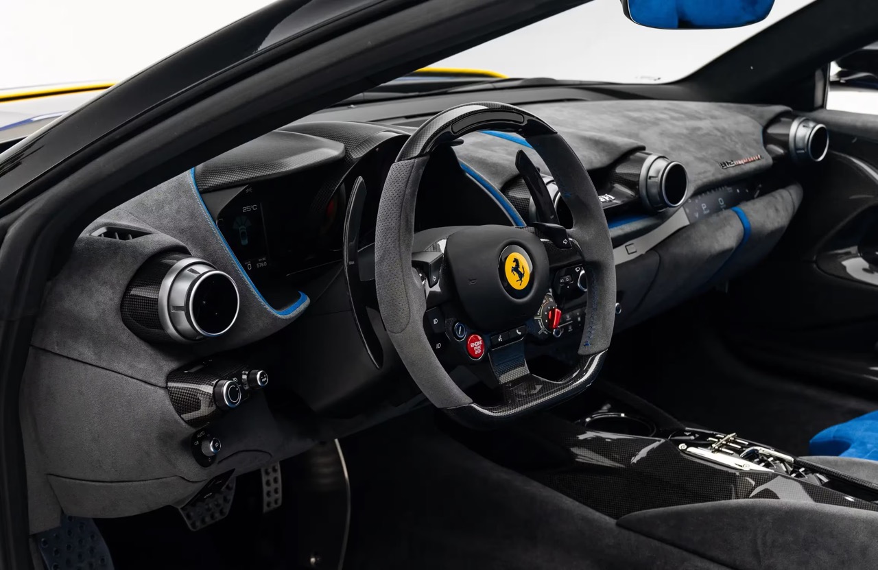 2023 Ferrari 812 Competizione Aperta, 2/13