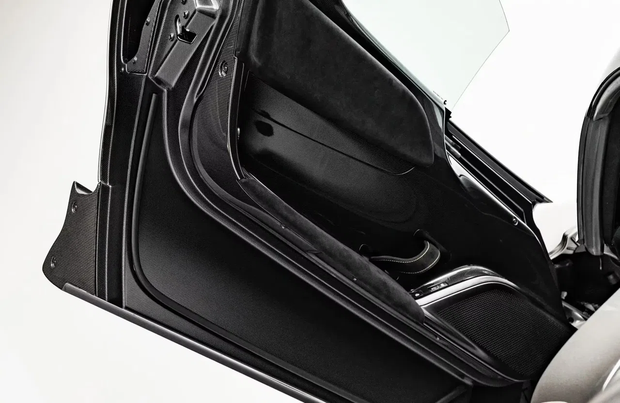2023 Ferrari Daytona SP3 trunk