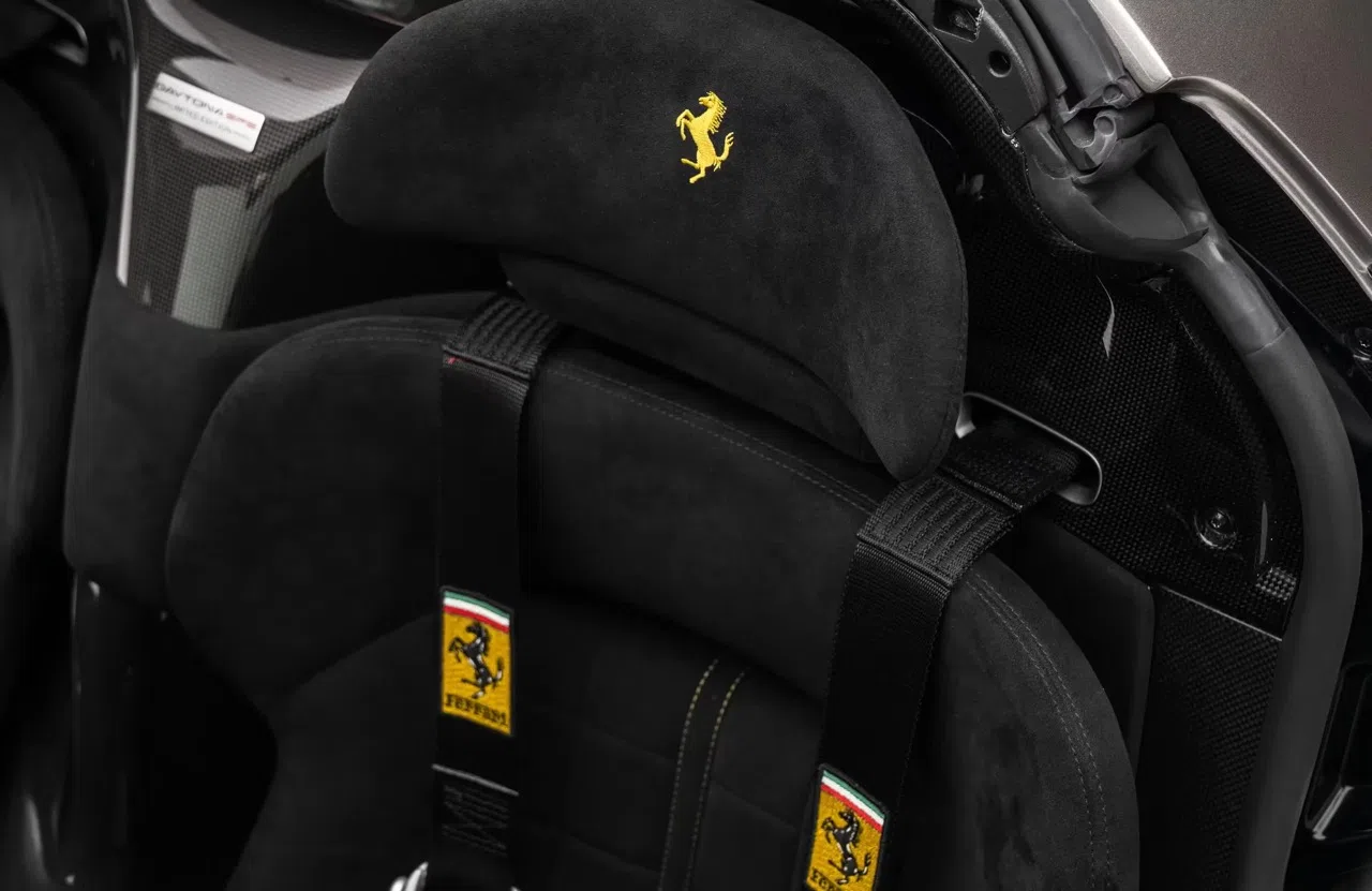 2023 Ferrari Daytona SP3 interior, seats