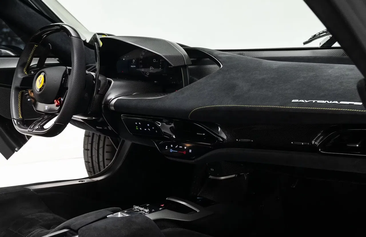 2023 Ferrari Daytona SP3 interior