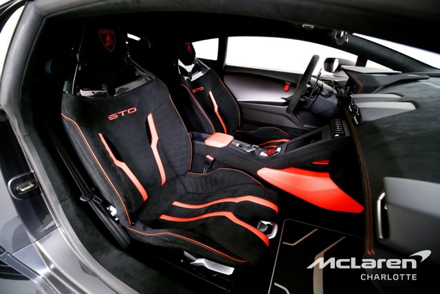 2022 Lamborghini Huracan STO, 4/5