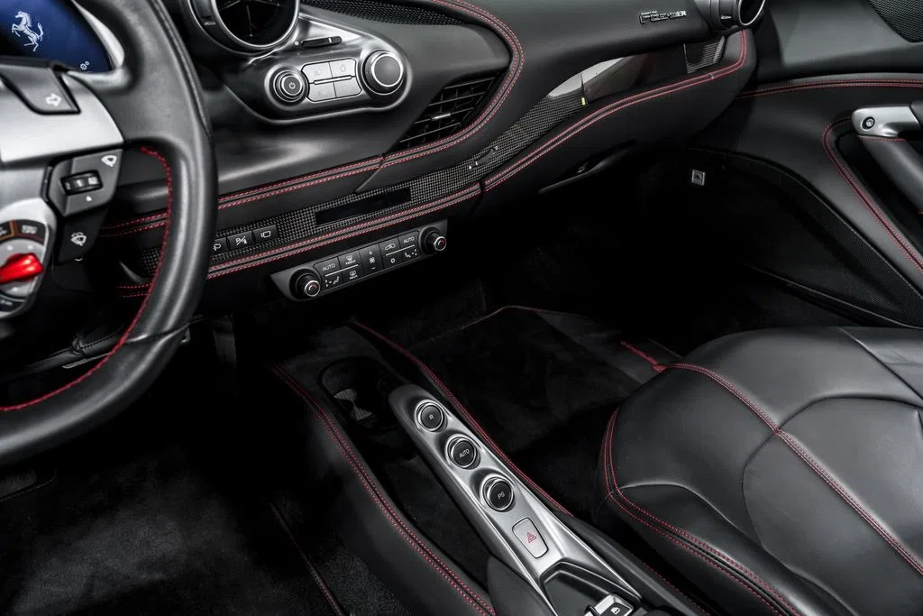 2023 Ferrari F8 Spider interior, Nero