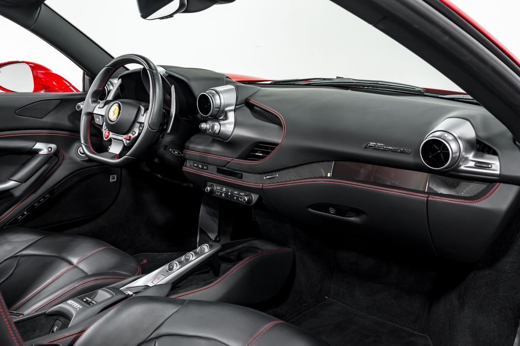 2023 Ferrari F8 Spider, 9/10