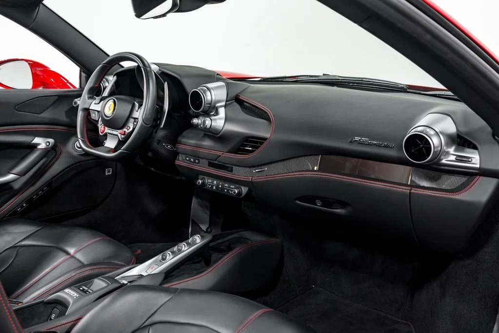2023 Ferrari F8 Spider interior, Nero