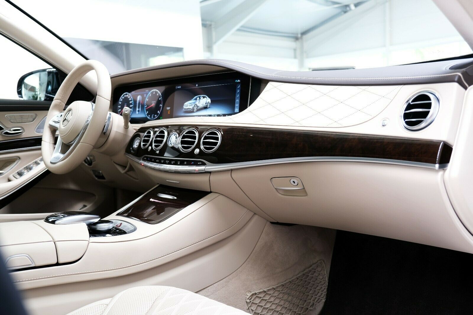 2017 Mercedes-Maybach S 650, 17/30