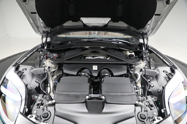 2026 Aston Martin DB12 Volante, 8/9