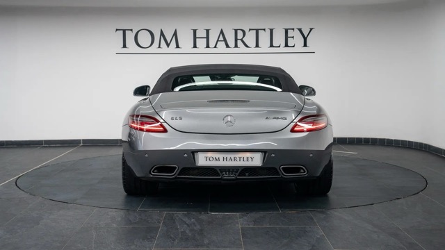 2012 Mercedes-Benz SLS AMG Roadster, 3/10