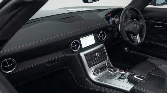 2012 Mercedes-Benz SLS AMG Roadster interior, dashboard