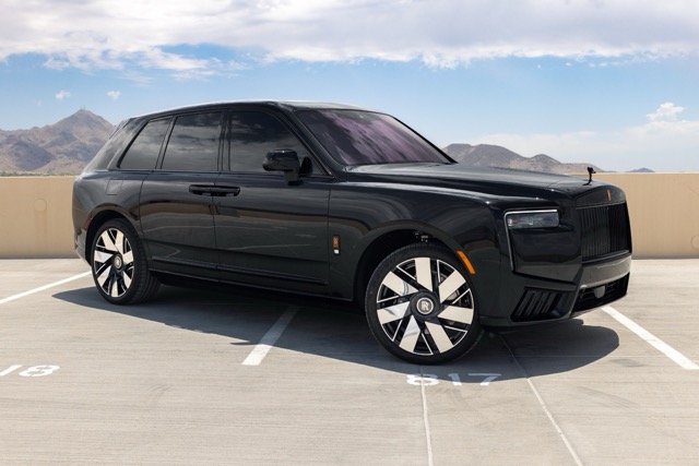2026 Rolls-Royce Cullinan, 2/11