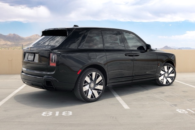 2026 Rolls-Royce Cullinan, 3/11