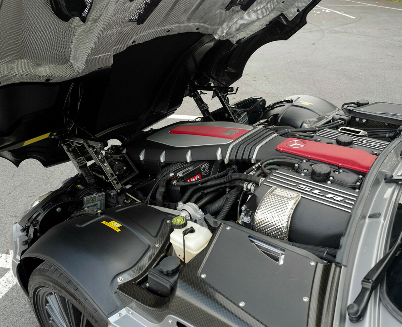 2011 Mercedes-Benz SLR McLaren 722 S Roadster, 2/12