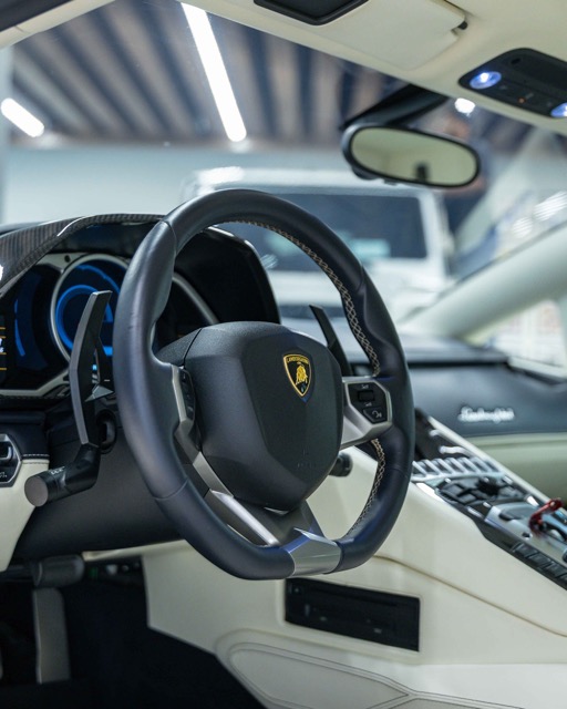 Lamborghini Aventador 50th Anniversary, 4/5