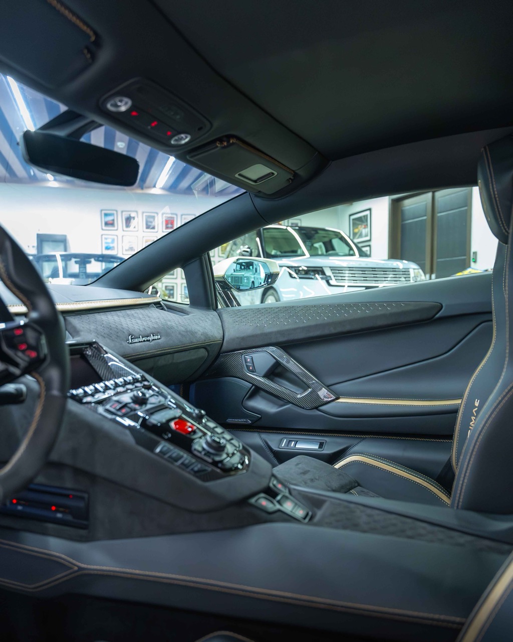 Lamborghini Aventador Ultimae, 3/4
