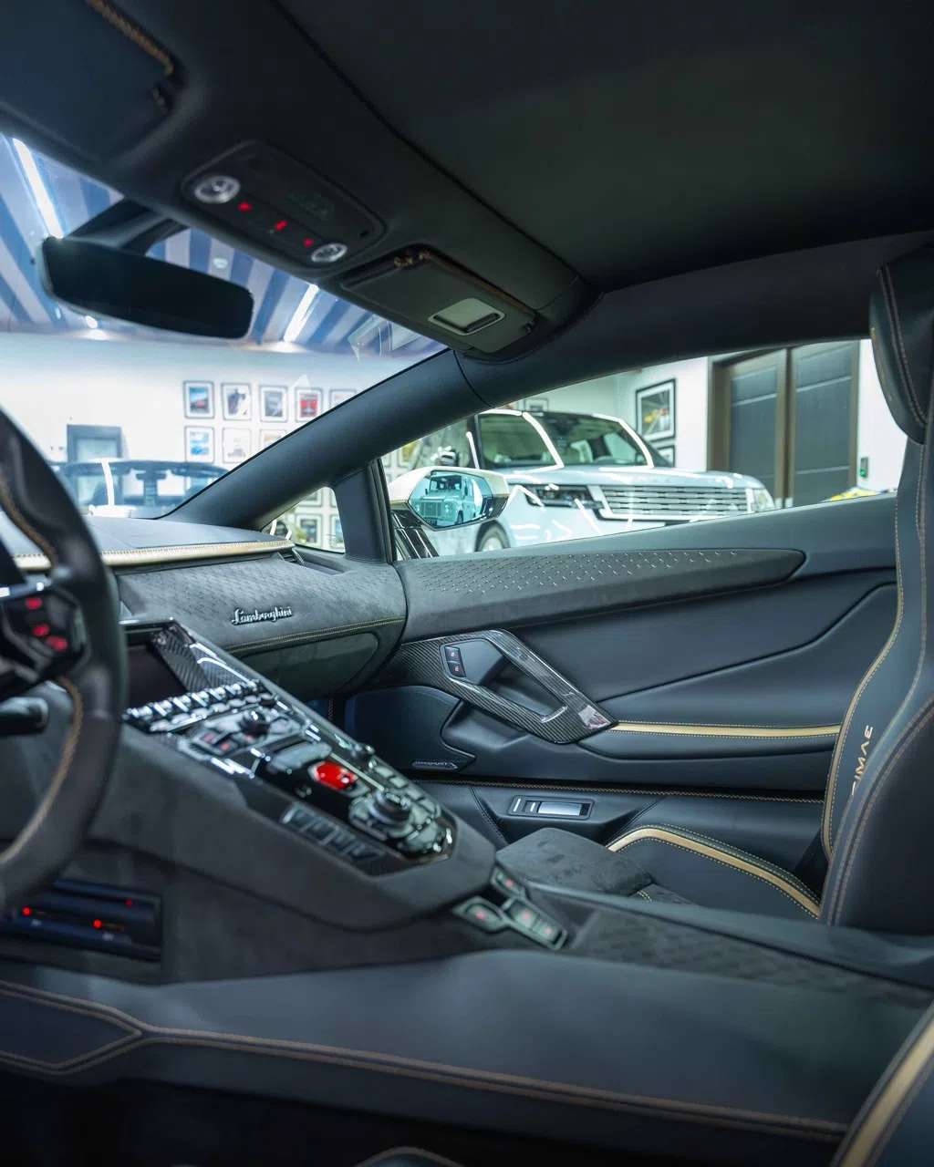 Lamborghini Aventador Ultimae interior, Black